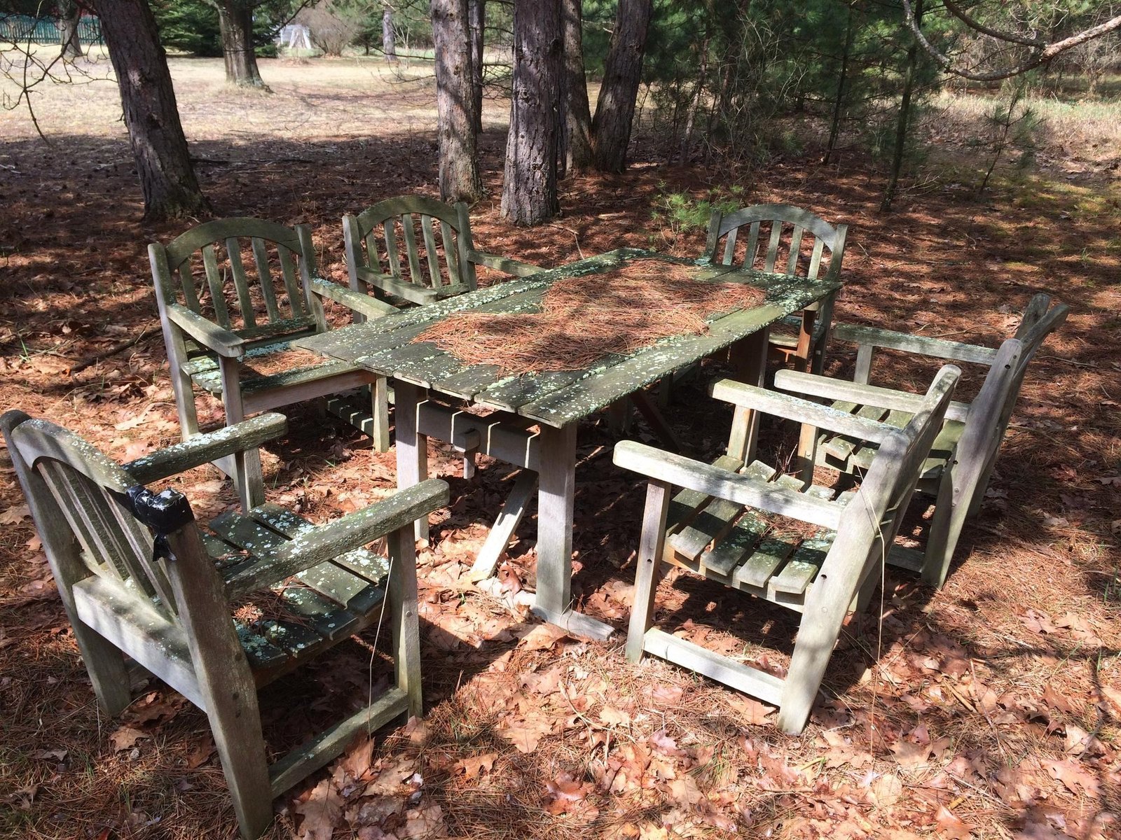 We Kleen Clutter Lawn Furniture Removal in West, GA We Kleen Clutter Lawn Furniture Removal in West, GA