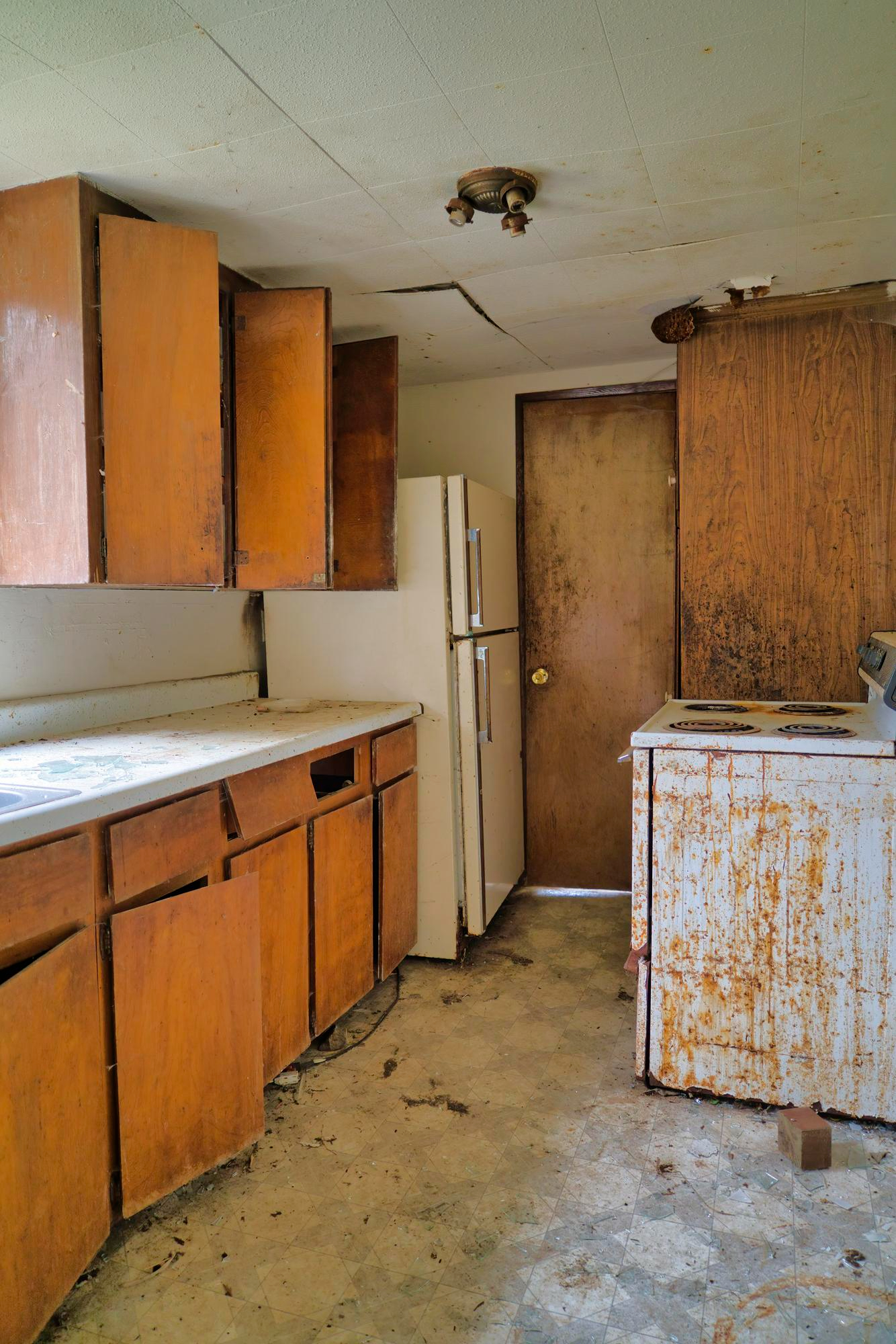 Appliance Removal in West, GA https://wekleenclutter.com/wp-content/uploads/2025/11/Appliance-Removal-in-West-GA.jpg